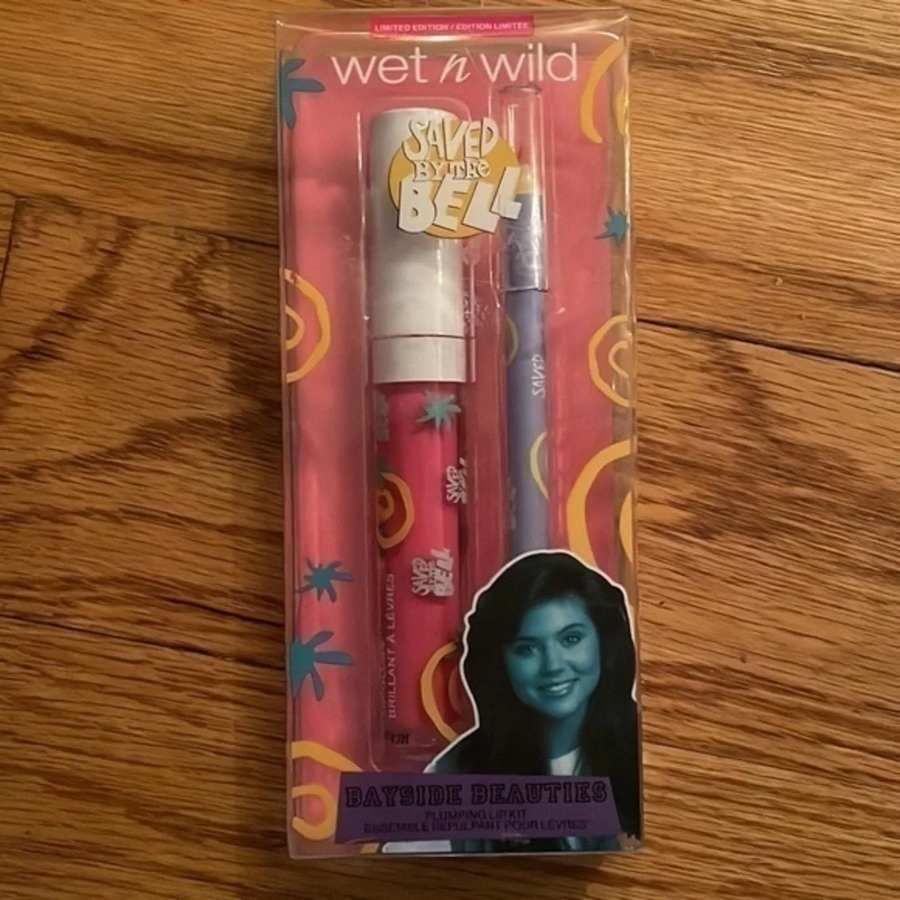 6 piece Set Wet n Wild BUNDLE Saved By The Bell Eye Shadow Palette Lip Brush Set